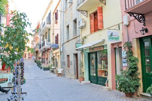 Old Town Apartment | Smaragdi
