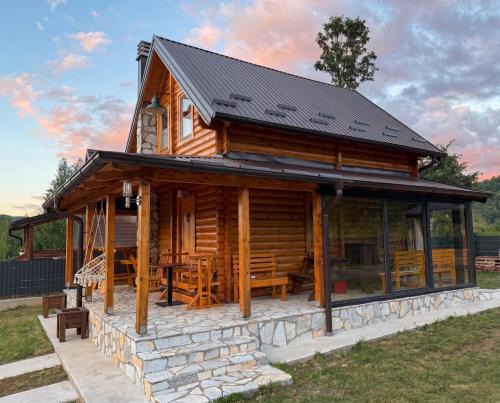 Mojkovac Ski Chalet | Smolovic chalet Family Mountain Escape