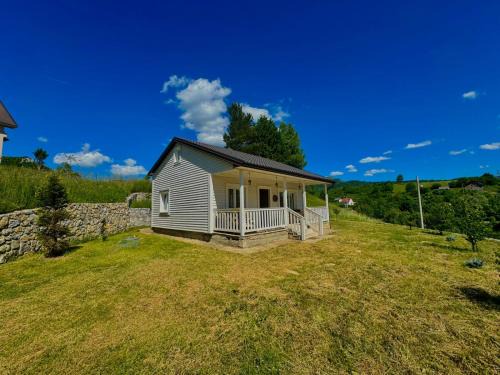 Kolasin House | Snow White Chalet- Mountain Retreat in Kolašin