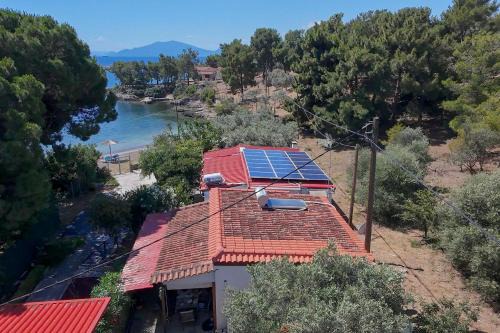 Volos House | Solomon House