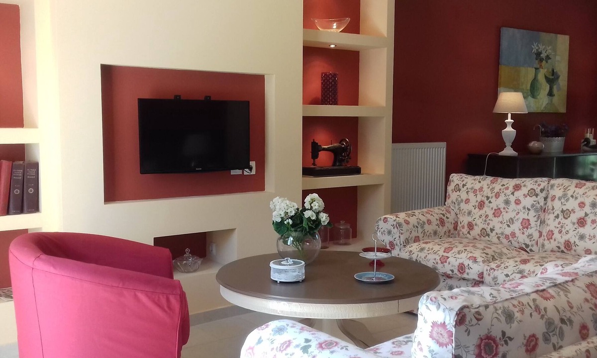Corfu Town House | Sonia's cosy house on Kompitsi Hill