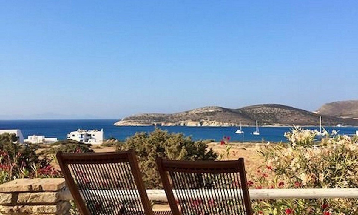 Antiparos Villa | Spacious Antiparos Apartment | 2 Bedrooms | Apt Malachor | Stunning SeaView