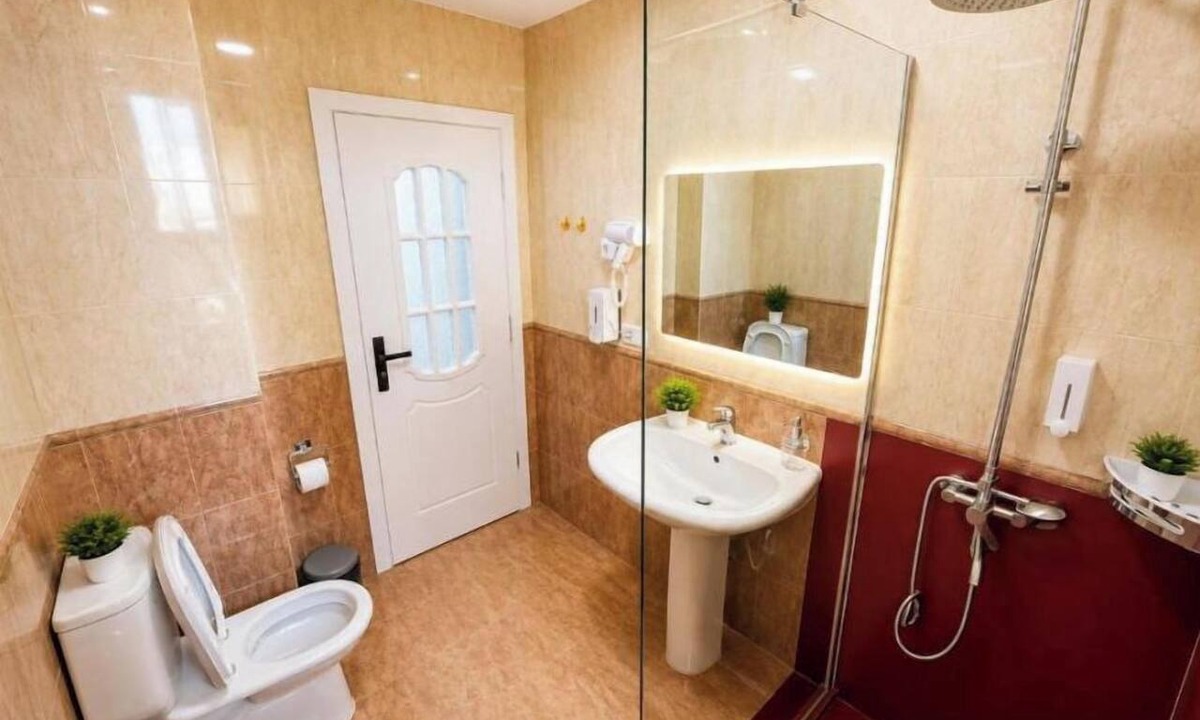 Tirana Apartment | Spacious & Stylish 2-Bedroom Apartment with New Bazaar & City Views