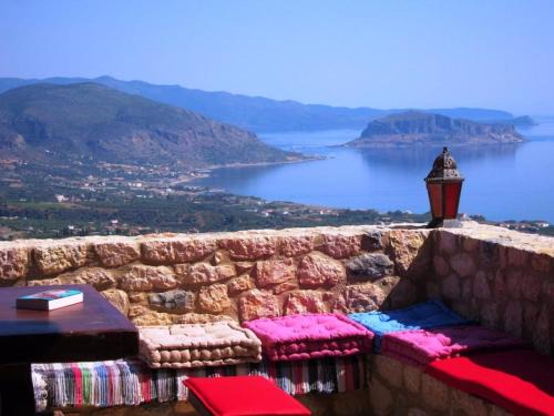 Monemvasia Villa | Stone Art Villa Hot Tub & Kastro