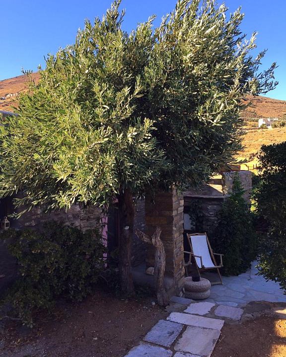 Agios Ioannis House | Stone house by Anemos