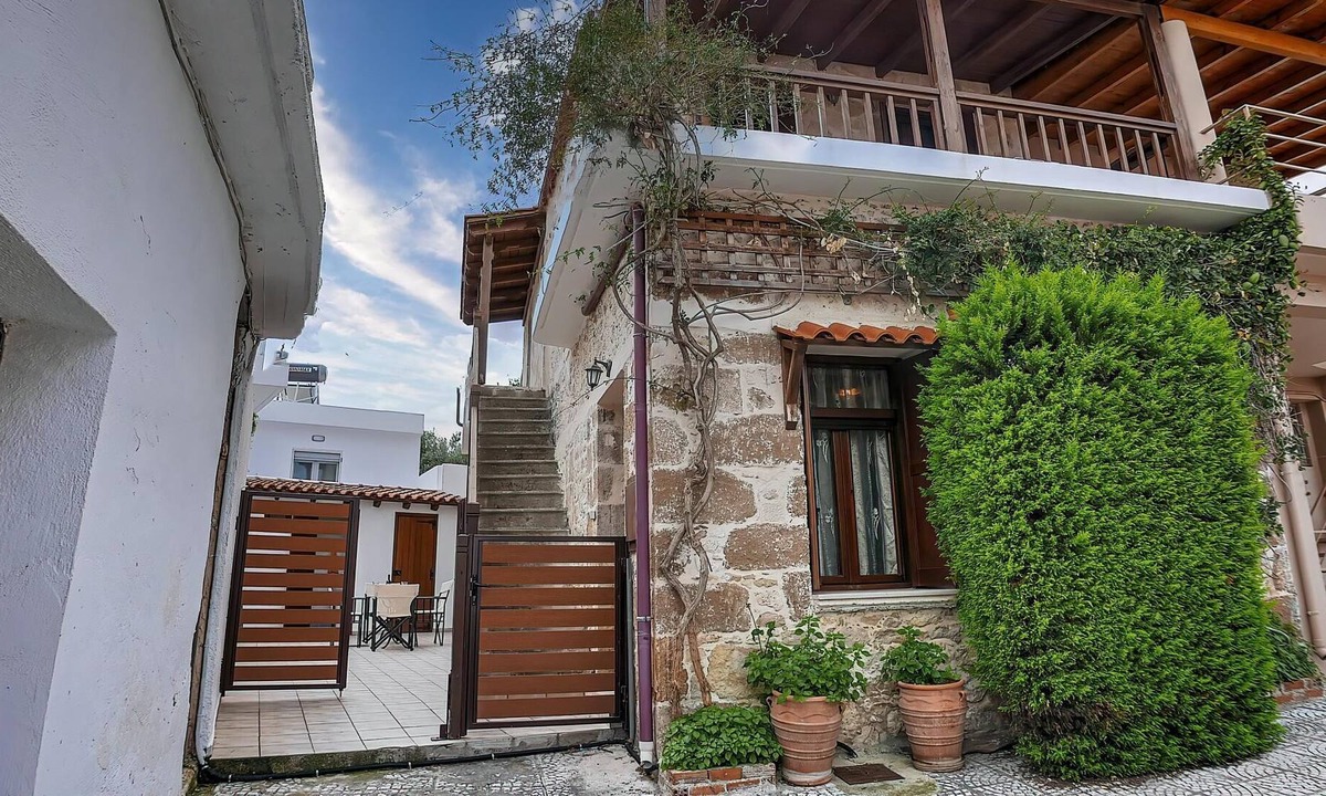 Agia Paraskevi House | Stone House In Agia Paraskevi