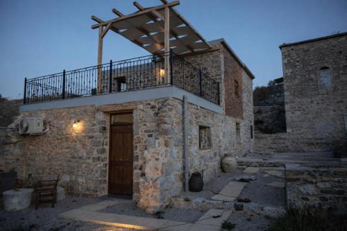 Olympi Apartment | Stone Famous Sporting Event Lodges - Chios Cozy Hideaways