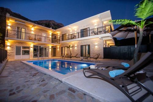 Seoca Apartment | Stone Villa with pool Montenegro Star