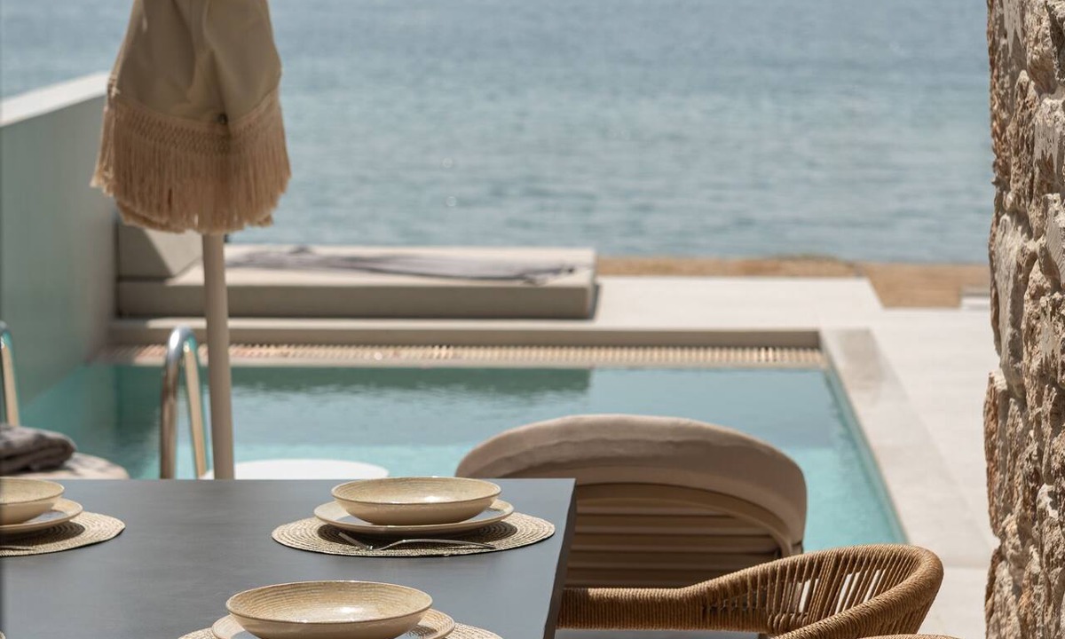 Psakoudia House | Strovilla Gaia 4 Luxury Private Beachfront Villas