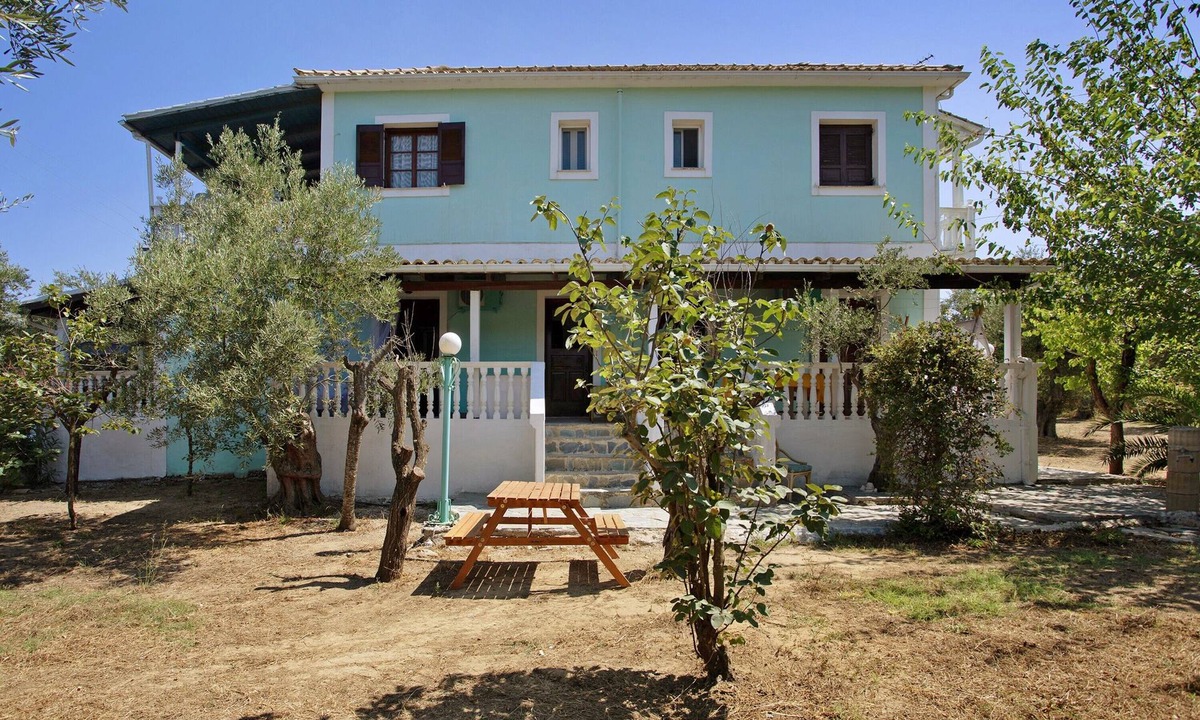 Vasilikos Apartment | Studio Apartment "Areti Orfeas Studio" near Beach with Balcony & Wi-Fi