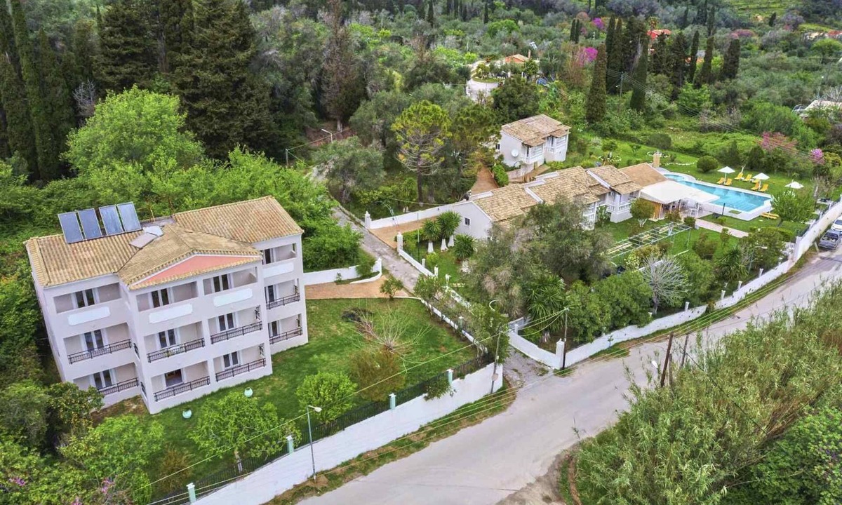 Sidari Apartment | Studio Apartment 'Vintage Resort 14' with Mountain View, Wi-Fi and Air Conditioning