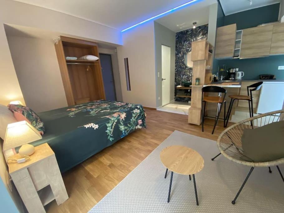 Khalandrion Apartment | Studio for a couple