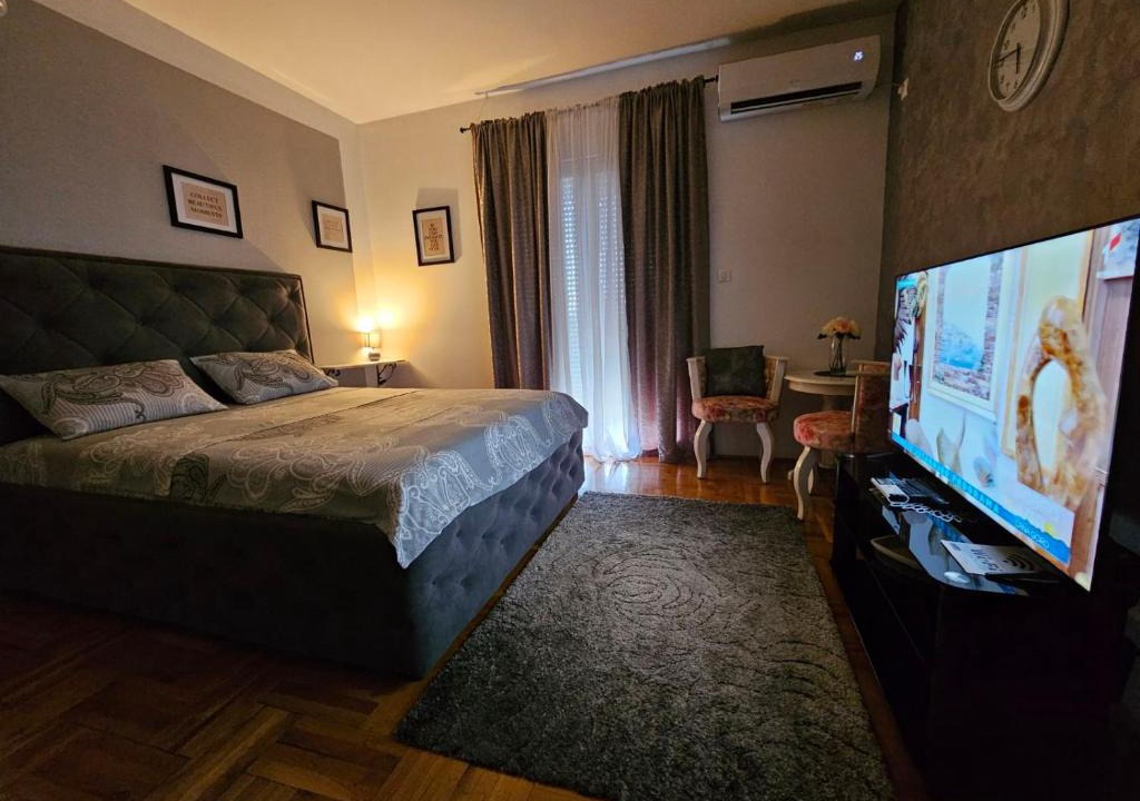 Podgorica Apartment | Studio Place 8