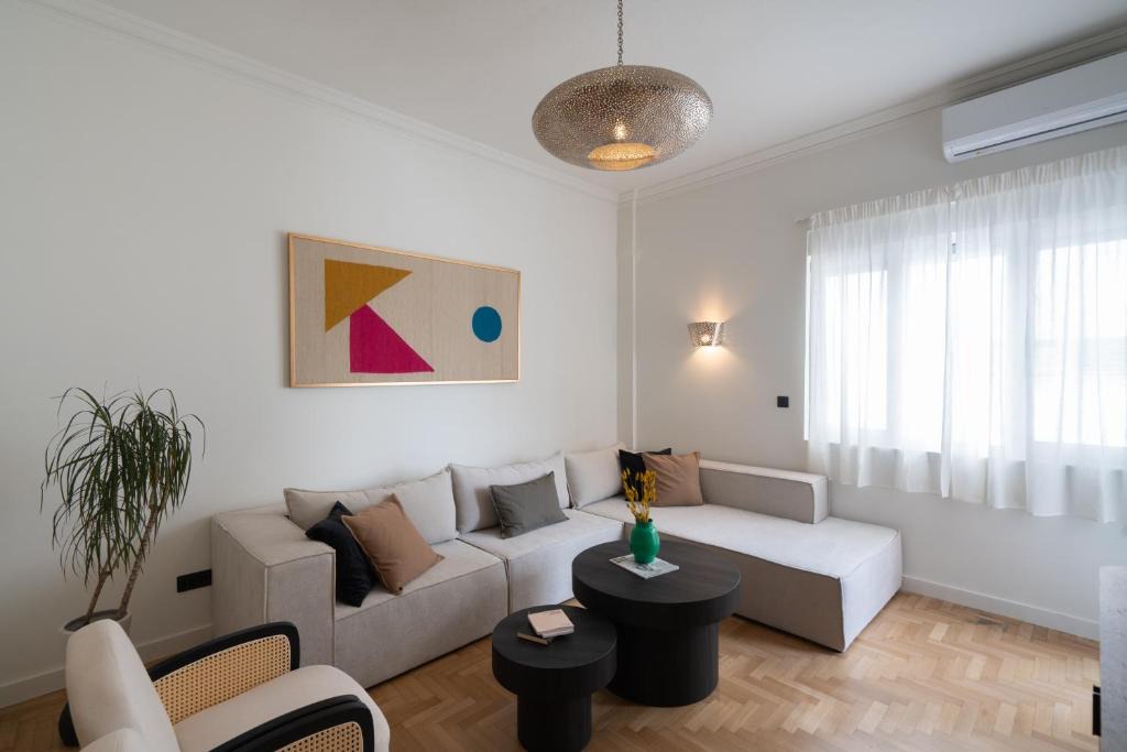 Exarhia Apartment | Stylish 4BR Penthouse with Private Rooftop Near Lycabettus