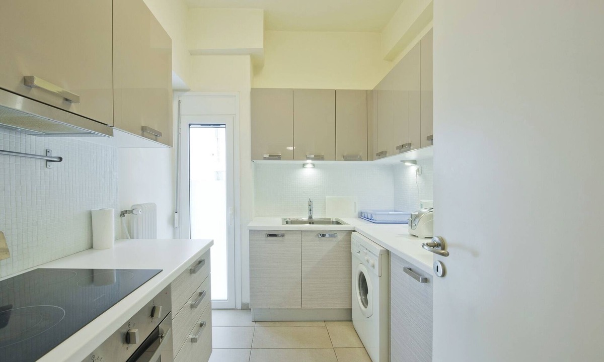 Exarhia Apartment | Stylish Central - Two Bedroom Apartment, Sleeps 5
