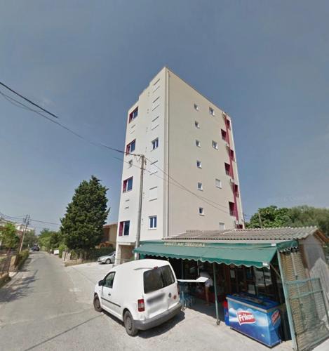 Zeljeznica Apartment | Summer apartman