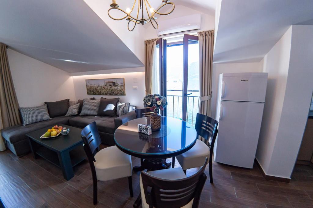 Donji Morinj House | Summer home Morinj