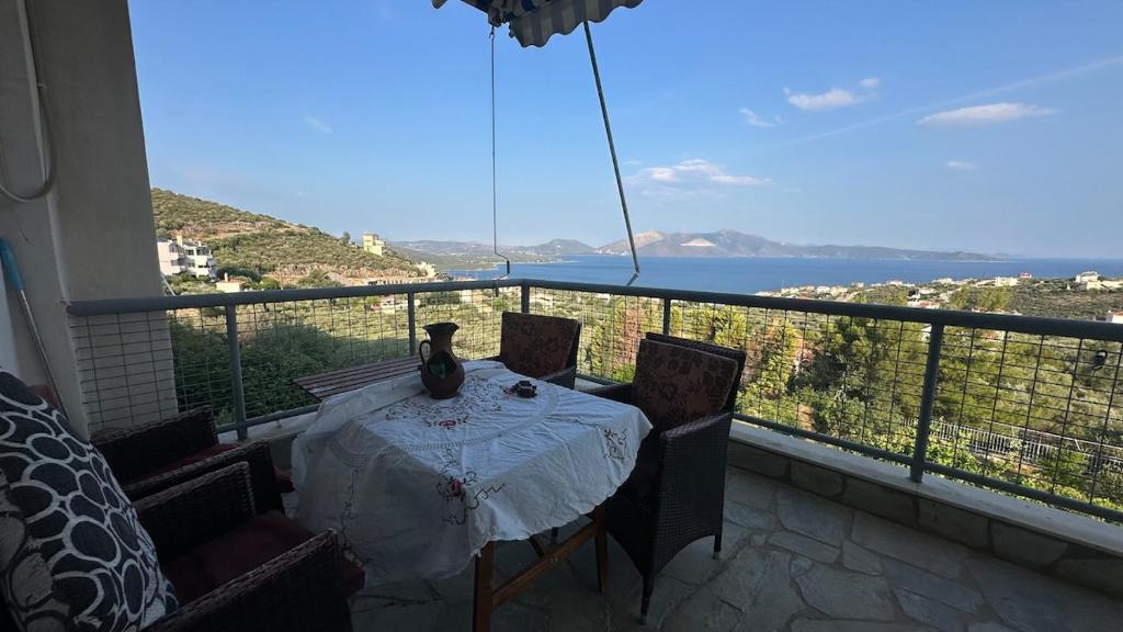 Kymi-Aliveri Apartment | summer house