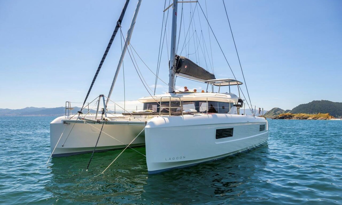Yenion Boat Rental | Sun-Kissed Sailing Adventure in the Ionian Islands