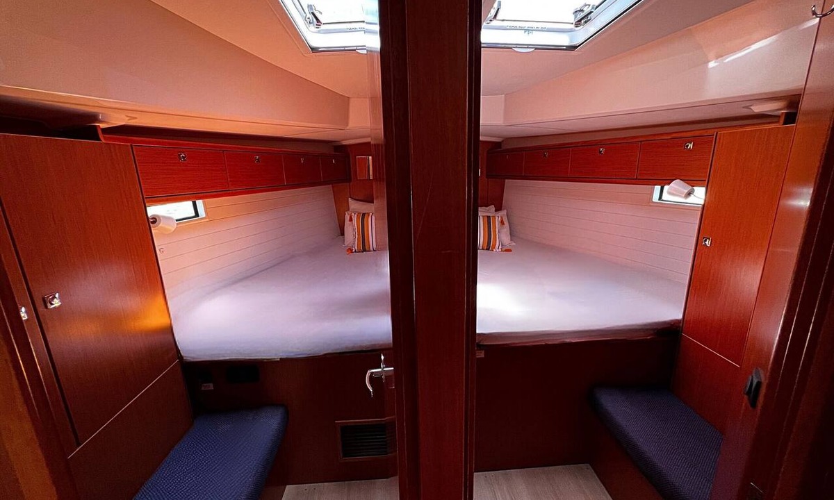 Vlicho Boat Rental | Sun-Kissed Sailing Adventure in the Ionian Islands