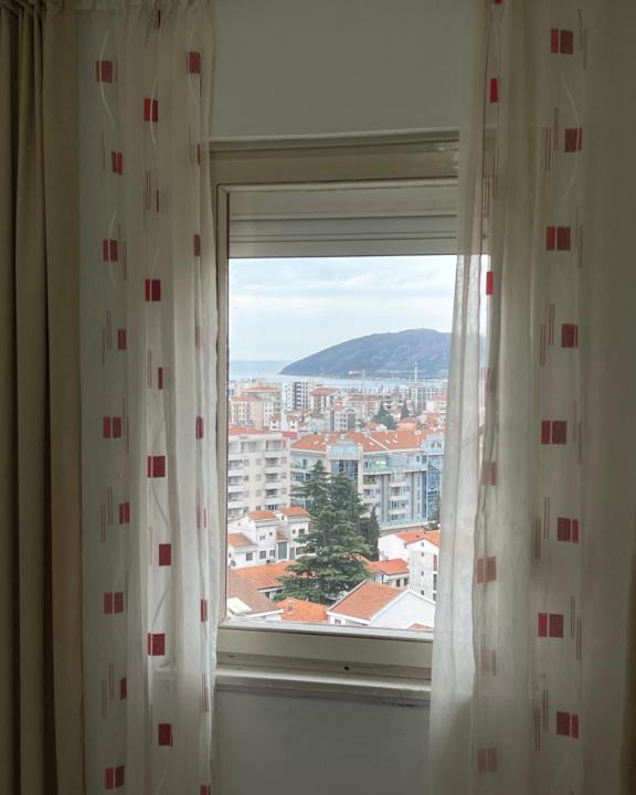 Dubovica Apartment | Sunny one bedroom apartment with city view