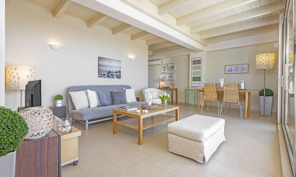 Rhodes Town Apartment | Sunny Penthouse & Modern Amenities ★ Sea View ★
