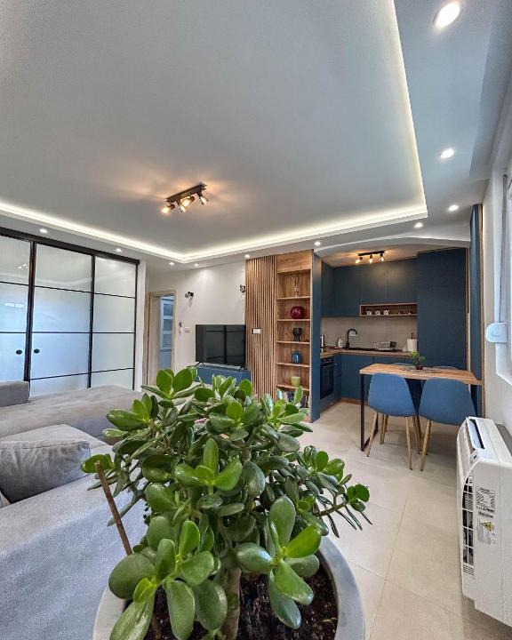 Radanovici Apartment | Sunrise Apartment