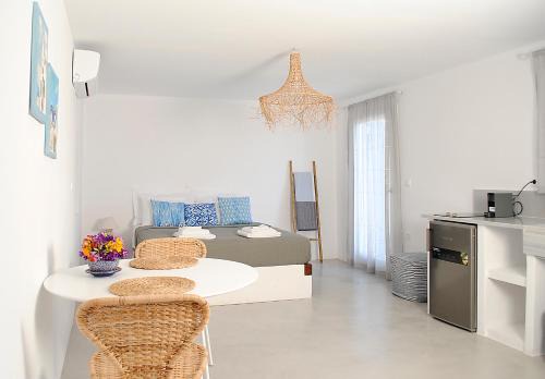Lefkes Apartment | Sunrise View Lefkes