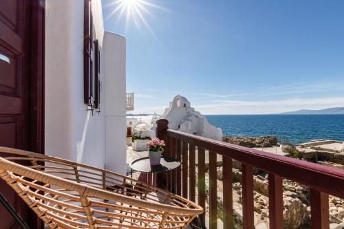 Little Venice Apartment | Sunset Paraportiani Rooms