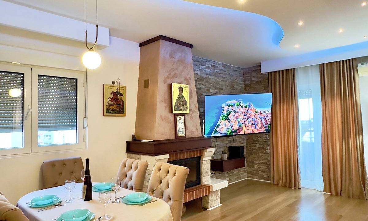 Budva Apartment | Superior 3bd Apartment in heart of Budva 120m2 🐳🏝️