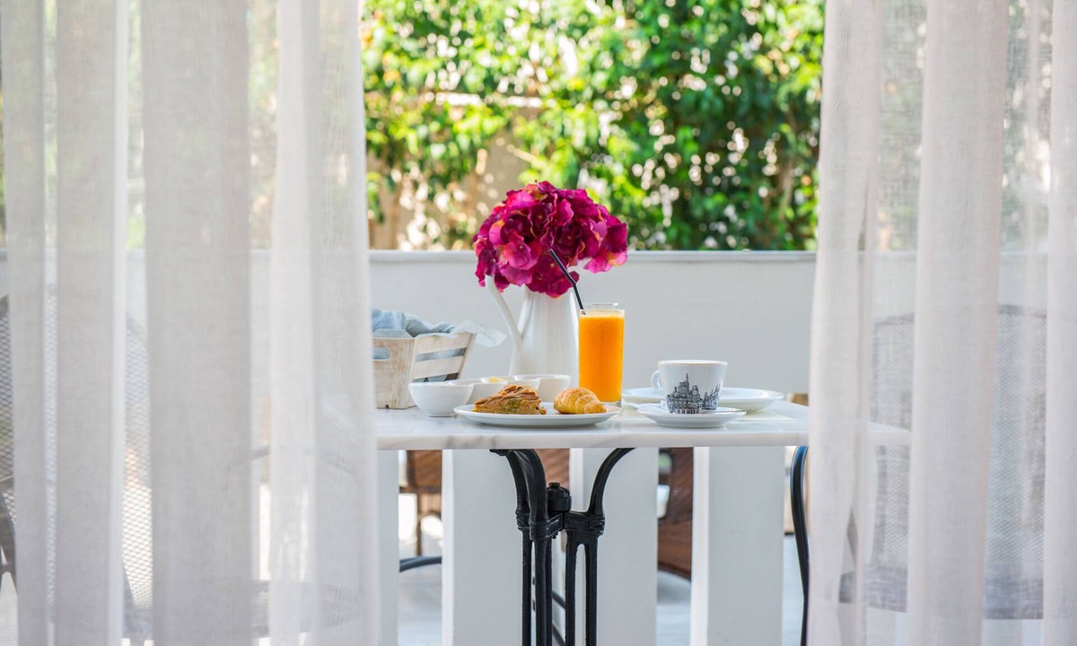 Lefkada Town Apartment | Superior Suite Pool View