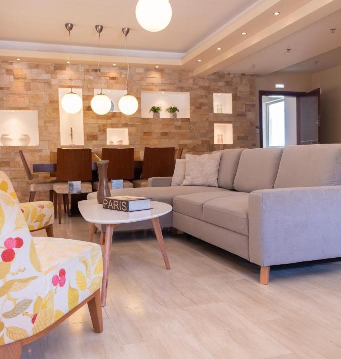Paradisi Apartment | T122 residence