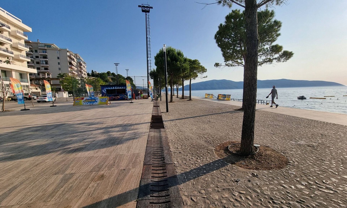 Vlore Apartment | Teo's Deluxe Studios - Triple Balcony Studio