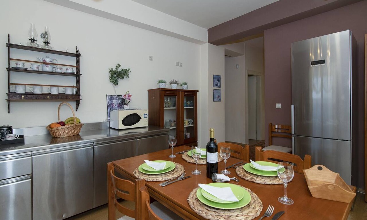 Archea Pissa House | The House Olympia