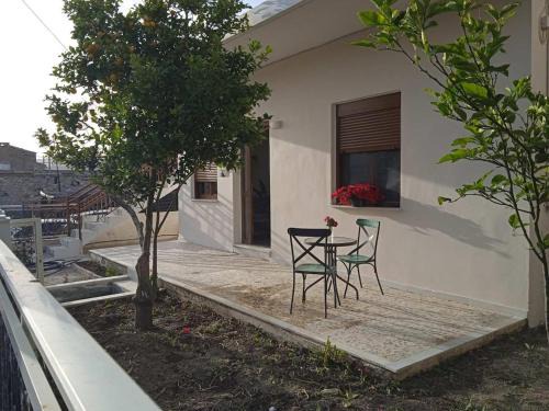Kalamoti Apartment | The House with the Terrace &The Garden
