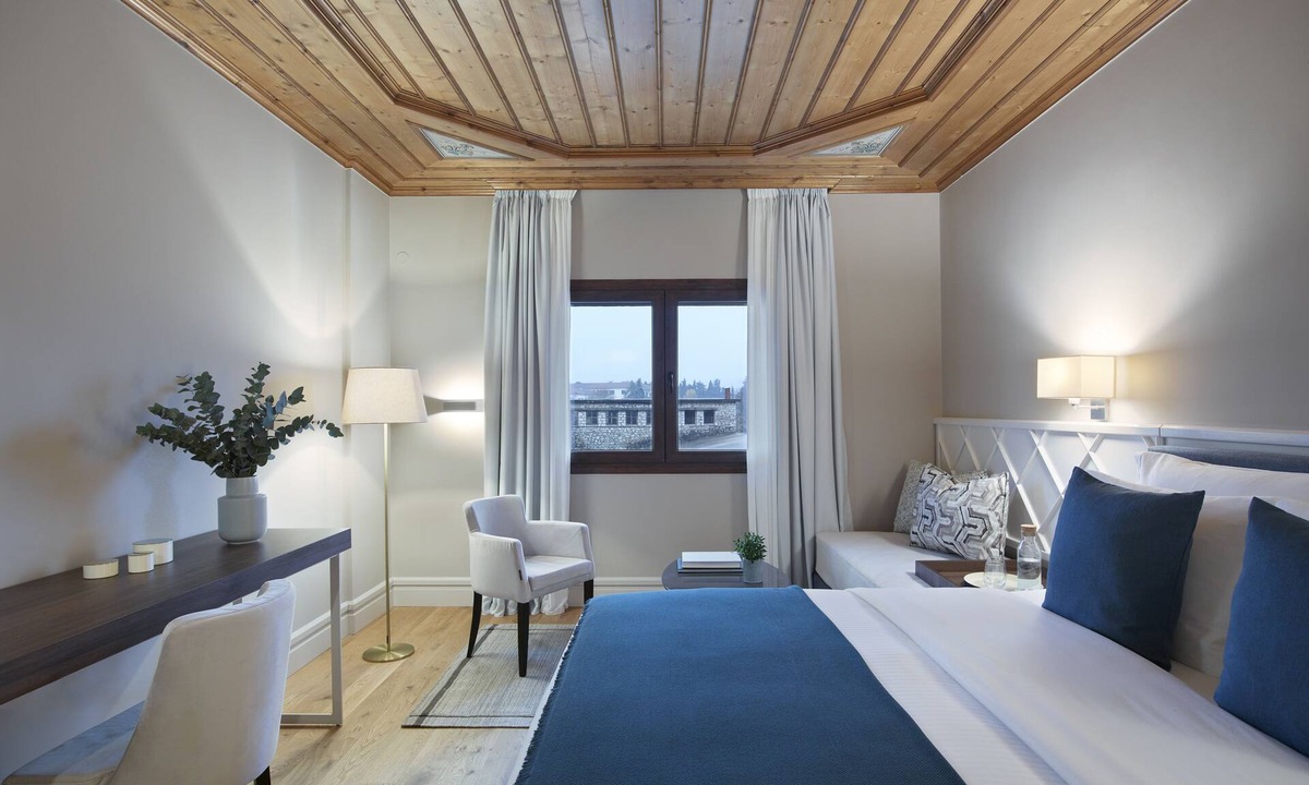 Ioannina Hotel | The Lake Hotel