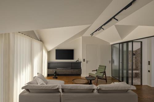 Ioannina Apartment | The Lake Loft