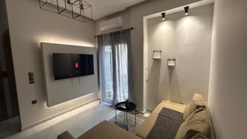 Lamia Apartment | The Little House Lamia - Fresh Central Apartment
