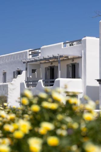 Agia Anna Villa | The Nine Graces - Beach Apartment Clea, hot tub and sea views