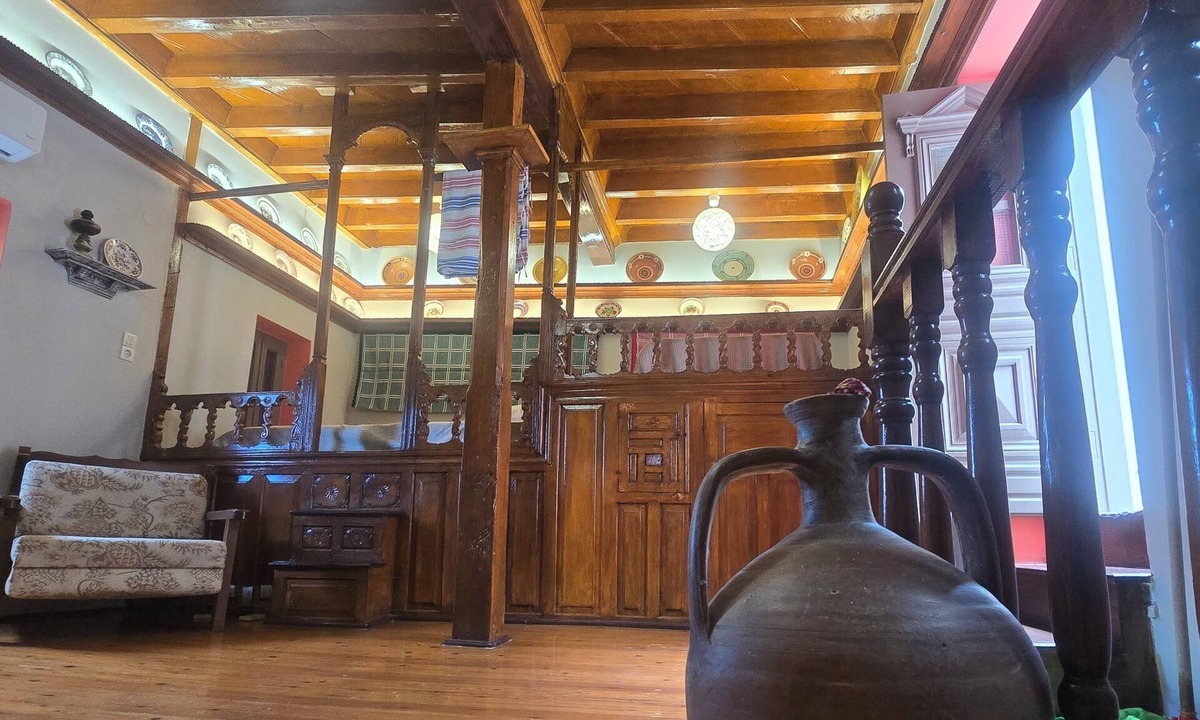 Olympos Apartment | "The Relic" Tradition meets the sky and the sea