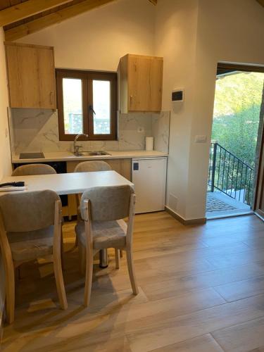 Lazarat Apartment | The Stone House