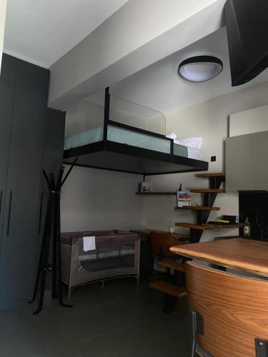 Anatoli Apartment | The swanky studio