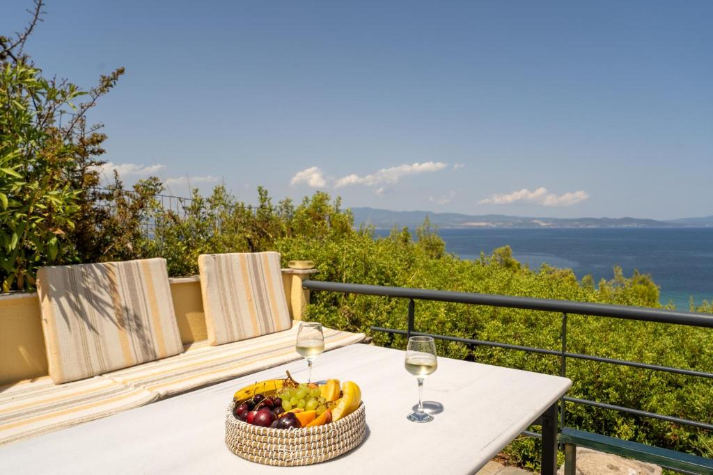 Nea Potidaia Villa | THEA MARE villa