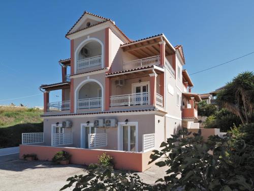 Agios Stefanos Avliotes Hotel | Theodosia Apartments