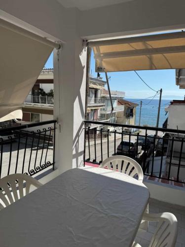 Nea Iraklia Apartment | Theros Apartment