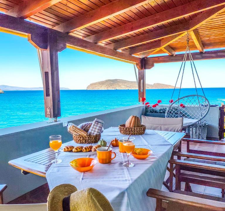 Pefki House | Tholos Alexandra's Beachfront House