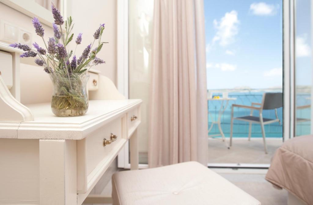 Pylos Apartment | Tina's House