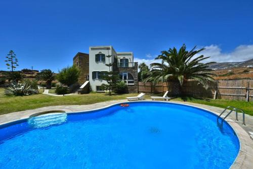 Tinos Town Villa | Tinos Luxury Two-Storey Villa with Private Pool