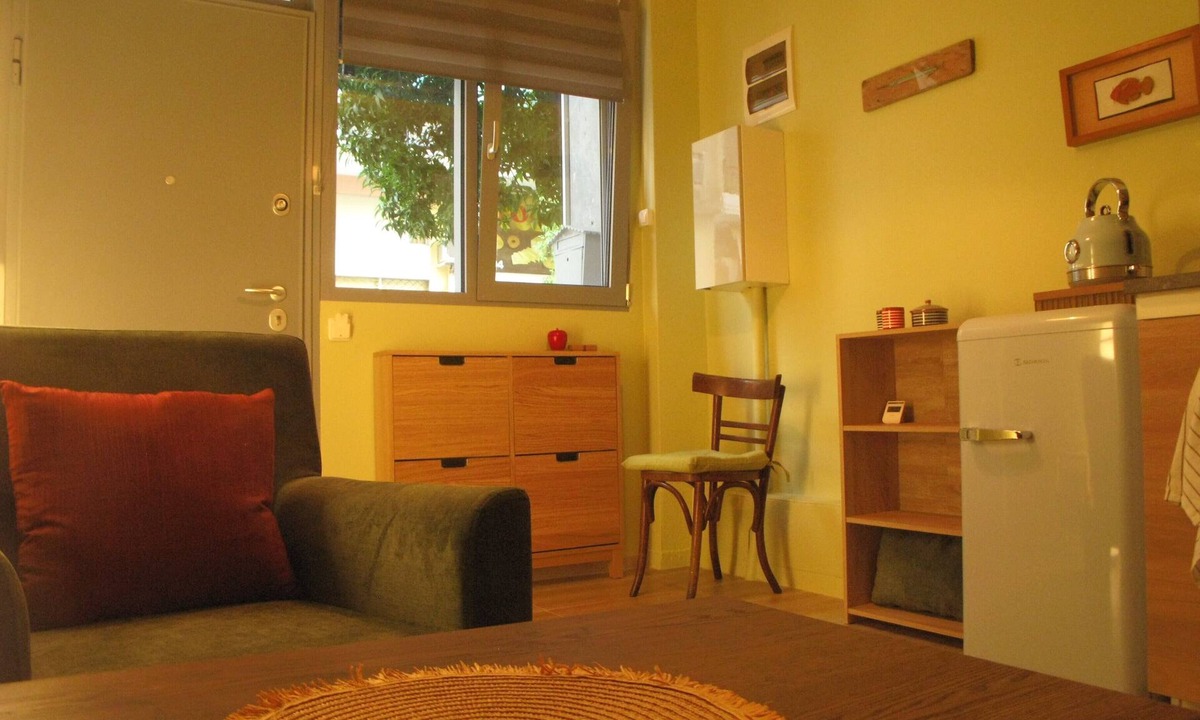 Athens Apartment | Tiny duplex by the Park