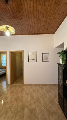 Amaliada House | Todos home